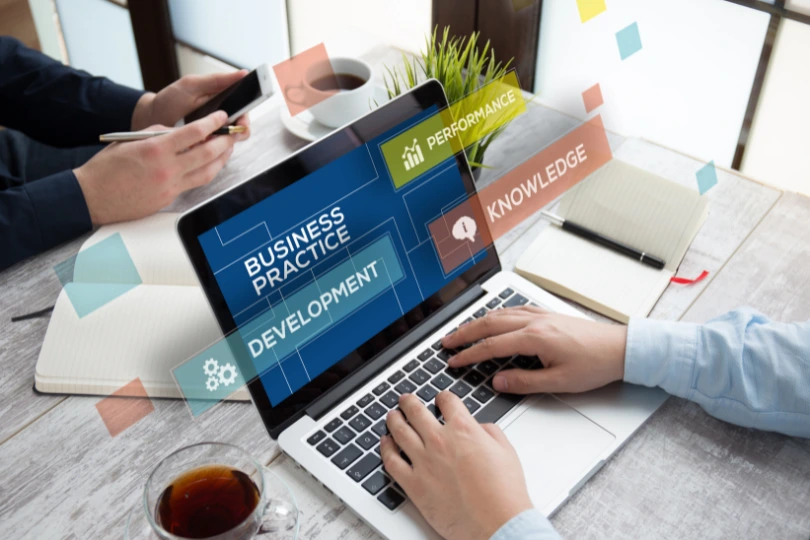 Practical, Hands-On Experience-digital-marketing-course