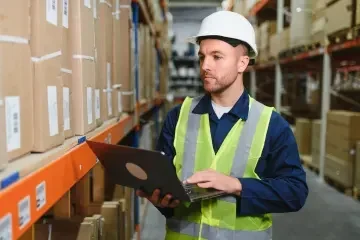 Inventory & supply chain app showing real-time products, shipments, and warehouse management